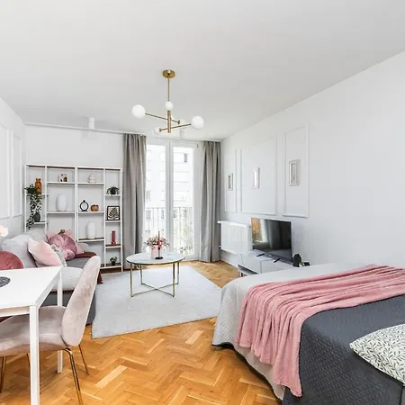 Superapart Dyminska 6 Apartman